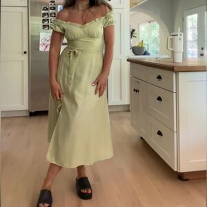 NA-KD off the shoulder green midi dress, size 6/small